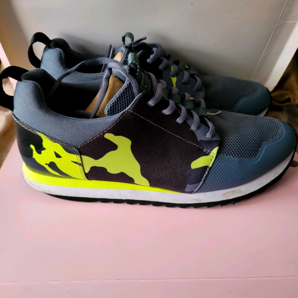 Raw sneakers